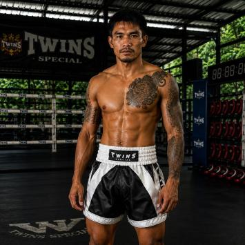 Twins Special TTBL SPINE Muay Thai Short